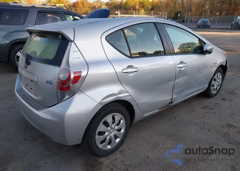 2014 Toyota Prius C Two from USA, damaged, VIN JTDKDTB3XE1083198